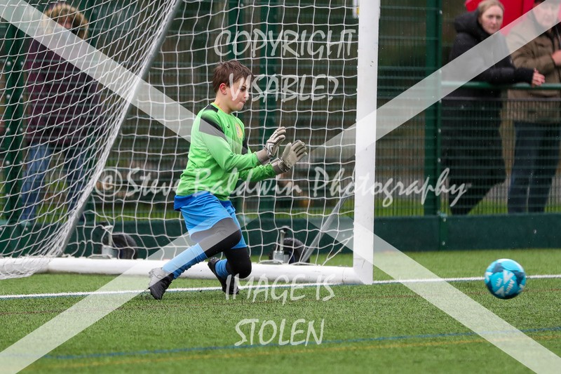 1DX20846 - 2026-02-15 FC Abbey Meads U13 Purple V Royal Wootton Bassett Town Youth U13 Yellow