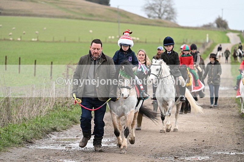WJ7_1332 - Walk Home