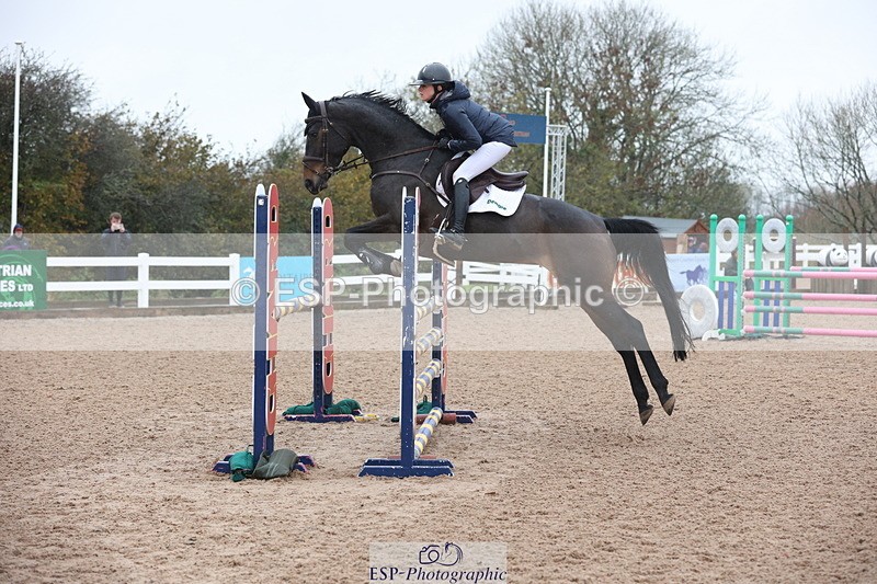 231112A-131536-04354 - Cls 20 Newcomers & 1.10m Open