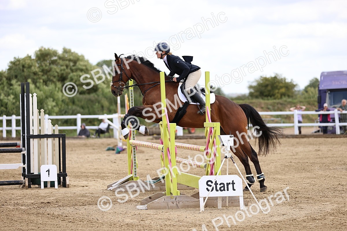 SBM_008048 - Class 3 - 90cm showjumping