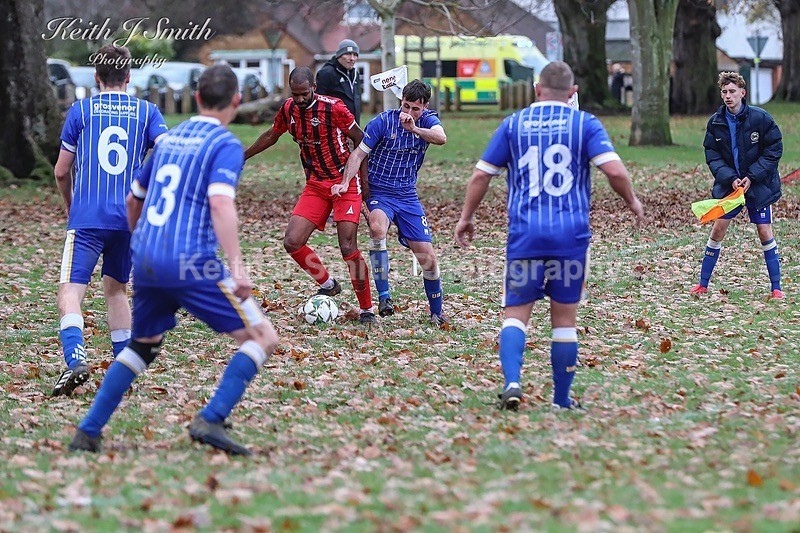 9KJS1542 - Nene League Sunday 16th November 2025 Abington Park