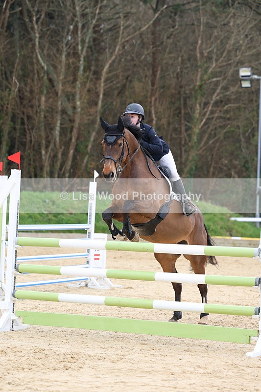 3E7A7686 - Class 8: Senior Newcomers/1.10m open