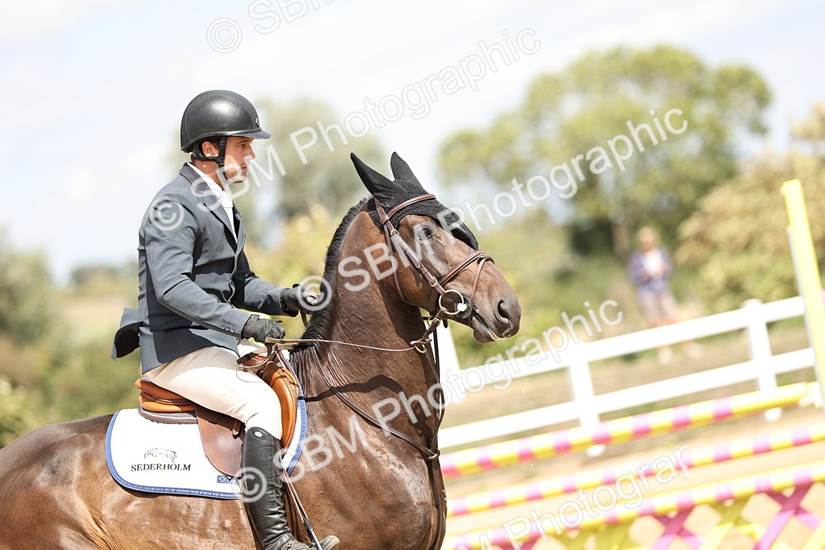 SBM_004735 - Class 5 - Senior Discovery - 1.00m Open