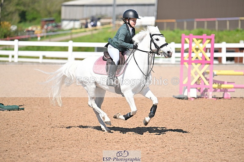 240504A-145721-02497 - Cls 22 & 23 Stepping Stones 128cm & 138cm & Under11's