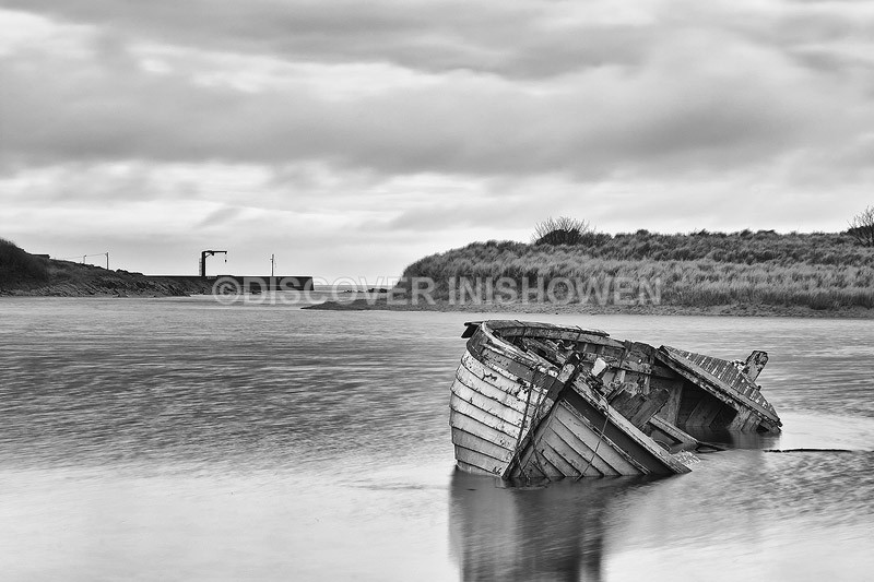 Old boat,Culdaff - Inishowen peninsula- B&W