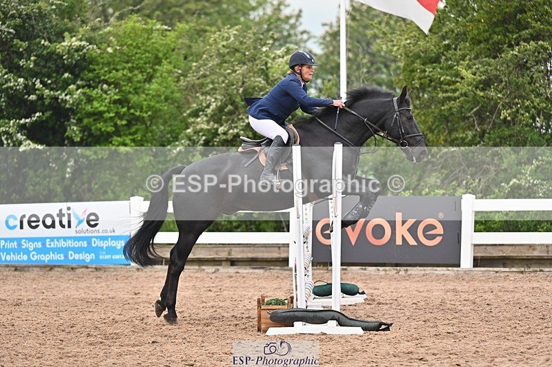 260508-090551-04316 - Cls 17 British Novice and 90cm Open