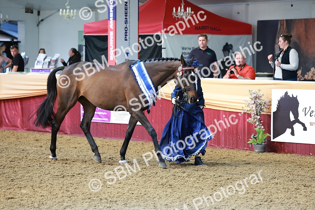 SBM_12088 - Class 103 - IH Costume