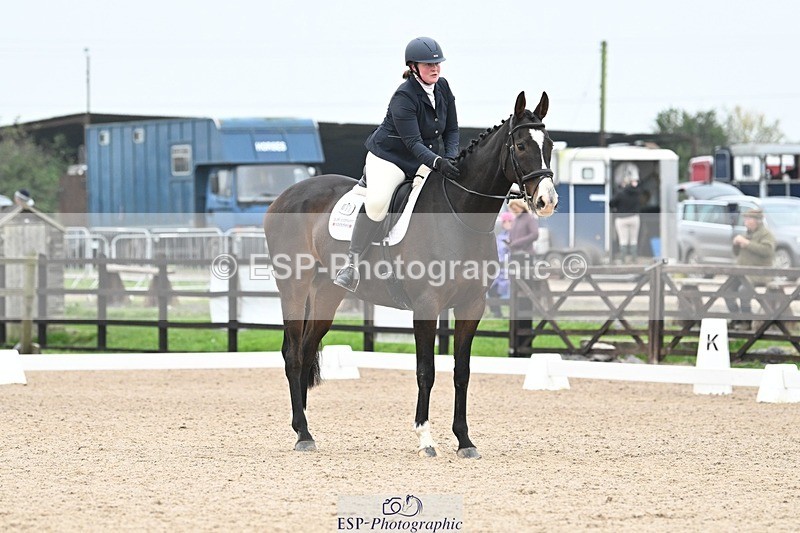 241103-100200-00256 - Intro 3 - 9.40 to 10.40