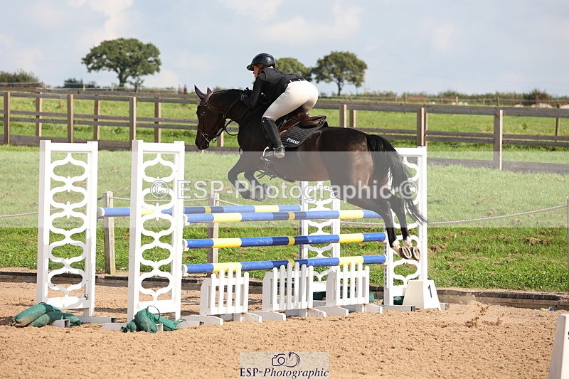 230915A-125453-02068 - Cls 4 National 1.30m