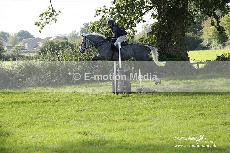  WWHT 171021 3358 - Intermediate (0.90m)  17/10/21