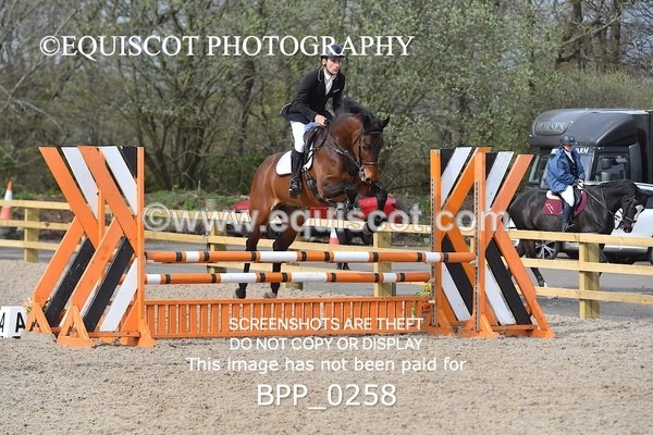 BPP_0258 - CLASS 2 FRI Senior BritiNovice/ 90cm Open