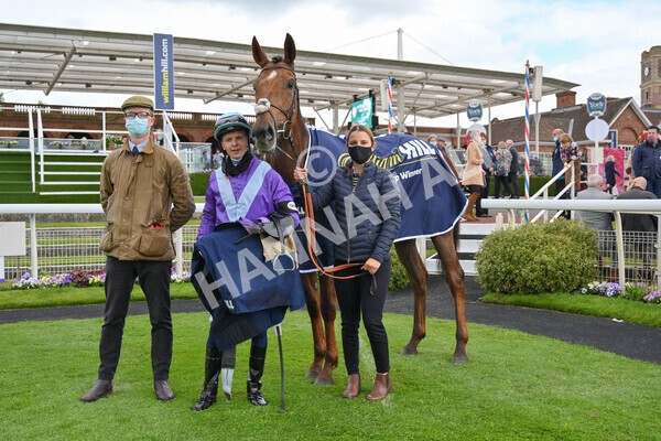 yr22052021r2-38 - Race 2 2.40pm William Hill Brontë Cup