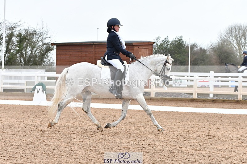 240121A-104911-00477 - Cls 5 Novice 37A