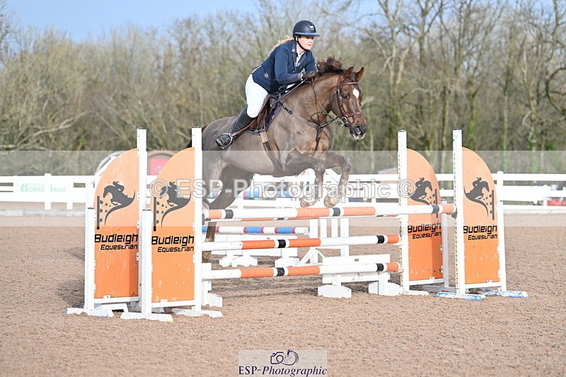 231208A-112737-00480 - Cls 4 Snr 1.05m Open