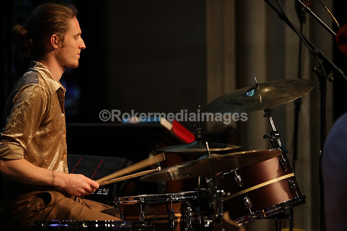 FOLK N BLUES-519 - FOLK and BLUES SEPT 2022