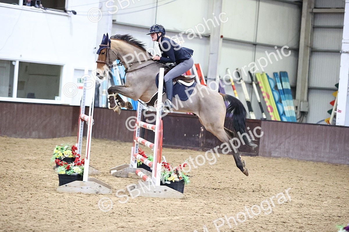 SBM_005528 - Class 17 - Senior Newcomers 1.10m