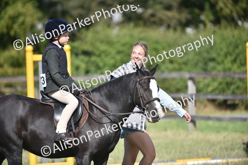 20260906-0985 - Class 7 - Absolute Novice Jumping 35cm