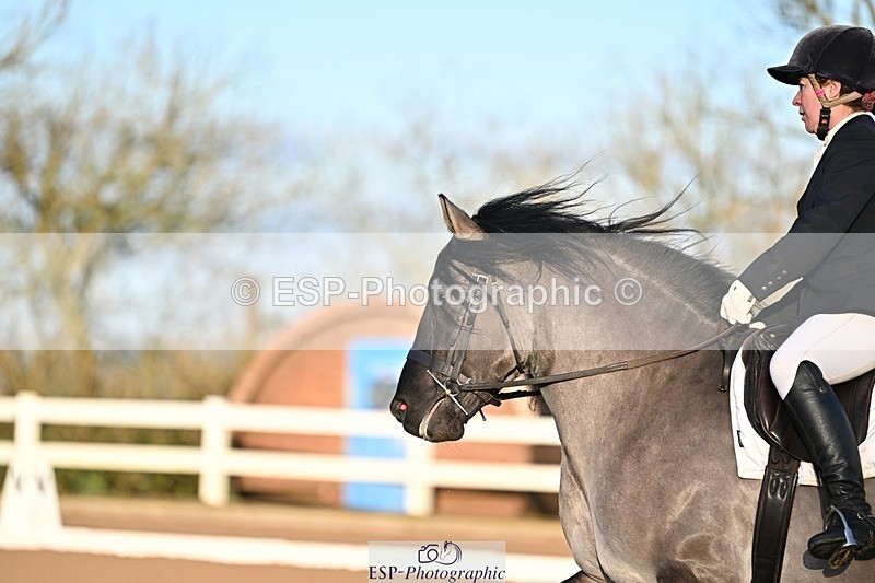 241214-093704-00985 - 117-Janine.Paterson-Pottertonpark.Mulreesh