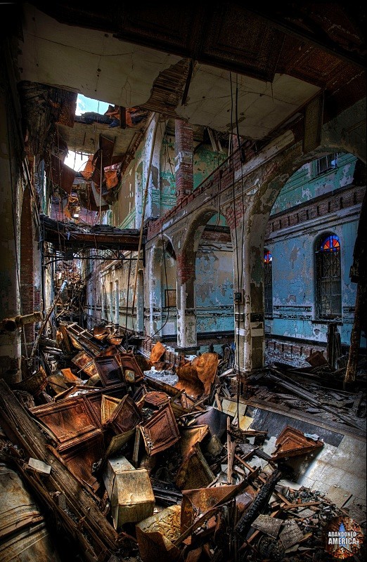 'the long road home' | Abandoned America
