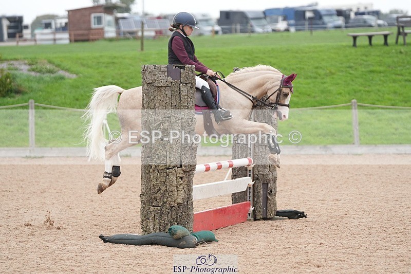 250920-103108-00636 - Cls 5 Pony British Novice and 80cm