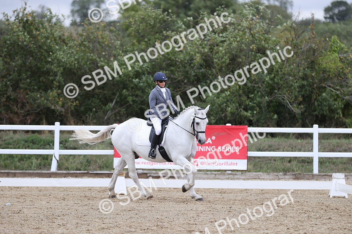 SBM_004271 - Class 9 - Novice 3 Champs
