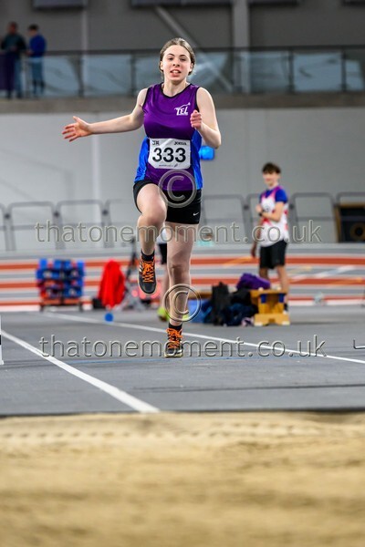 AgeInd25SAT-918573 - Field Female