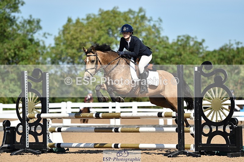 230903A-105048-04047 - Cls 18 Pony Brit Novice & 80cm Open