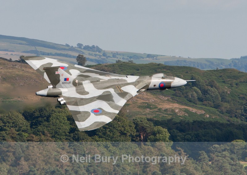 Vulcan XH558 - Published Images