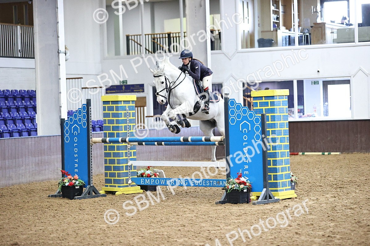 SBM_006109 - Class 16 - Senior Newcomers - 1.10m Open