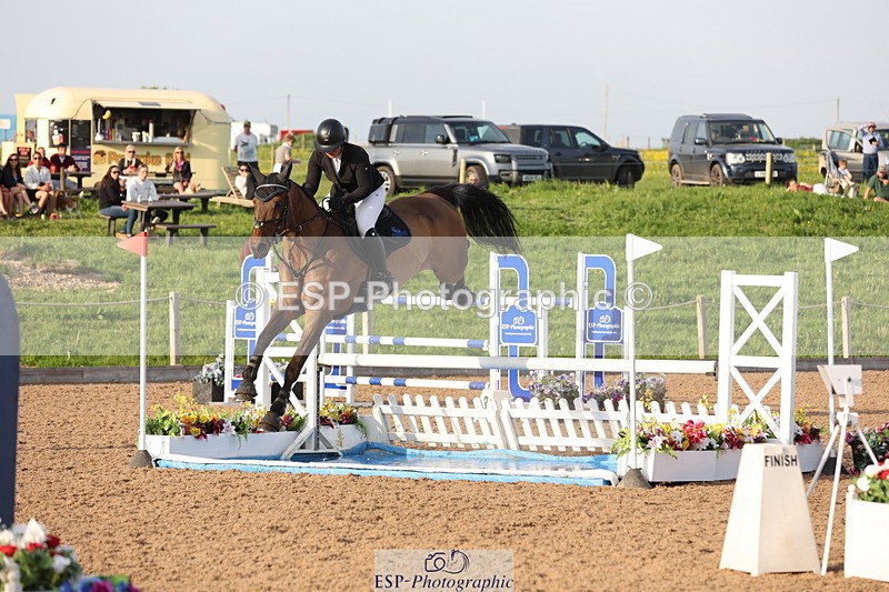 240511A-190028-16080 - Cls 39 Chard Equ Derby