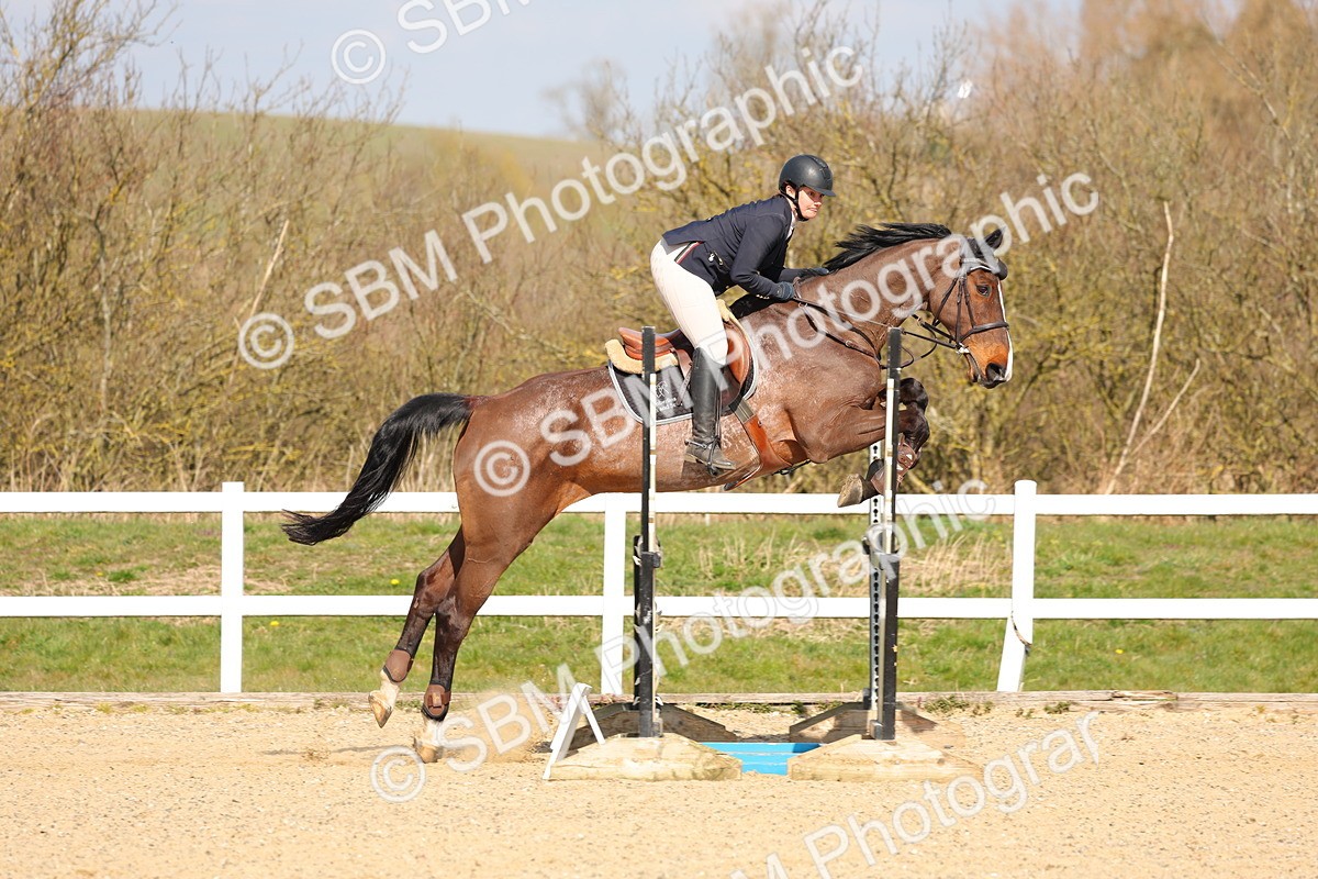 SBM_001388 - Class 4 - Senior Newcomers - 1.10m