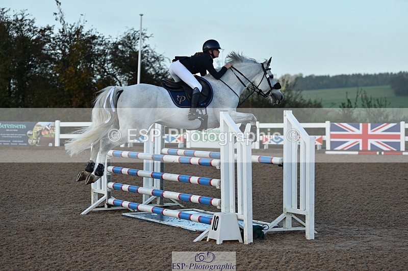 231028A-092056-00099 - Cls 9+10 Children on Horses