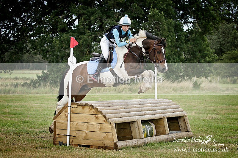 PCT110819 1716a - Equestrian