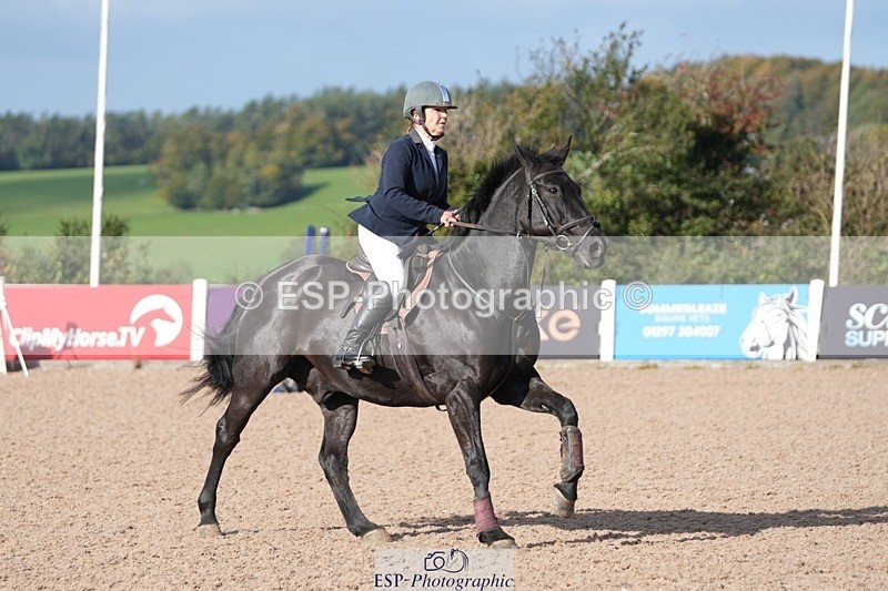 251005-103455-02580 - Cls 22 British Novice and 90cm