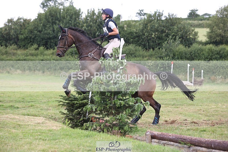 230625-120235-04149 - XC 90cm 12.00 to 13.00