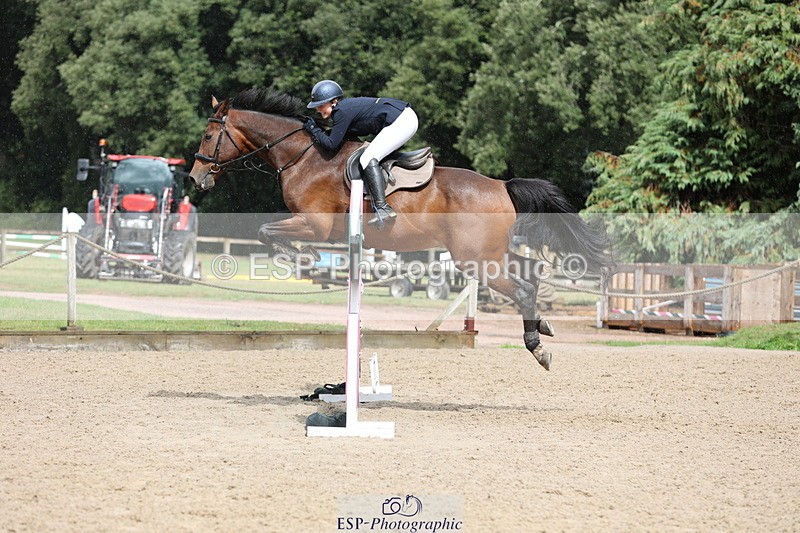 250831A-134820-10362 - Cls 42 Snr 1m Grand Prix