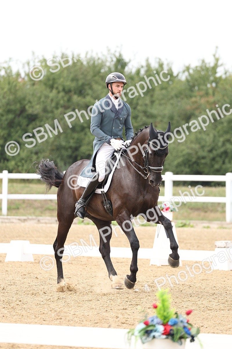 SBM_008348 - Class 10 - FEI INT I - 16.10-16.50