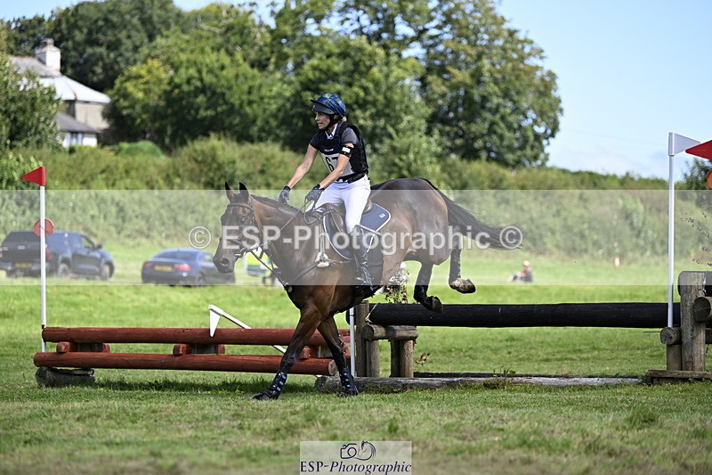 240811A-120300-02258 - 067-