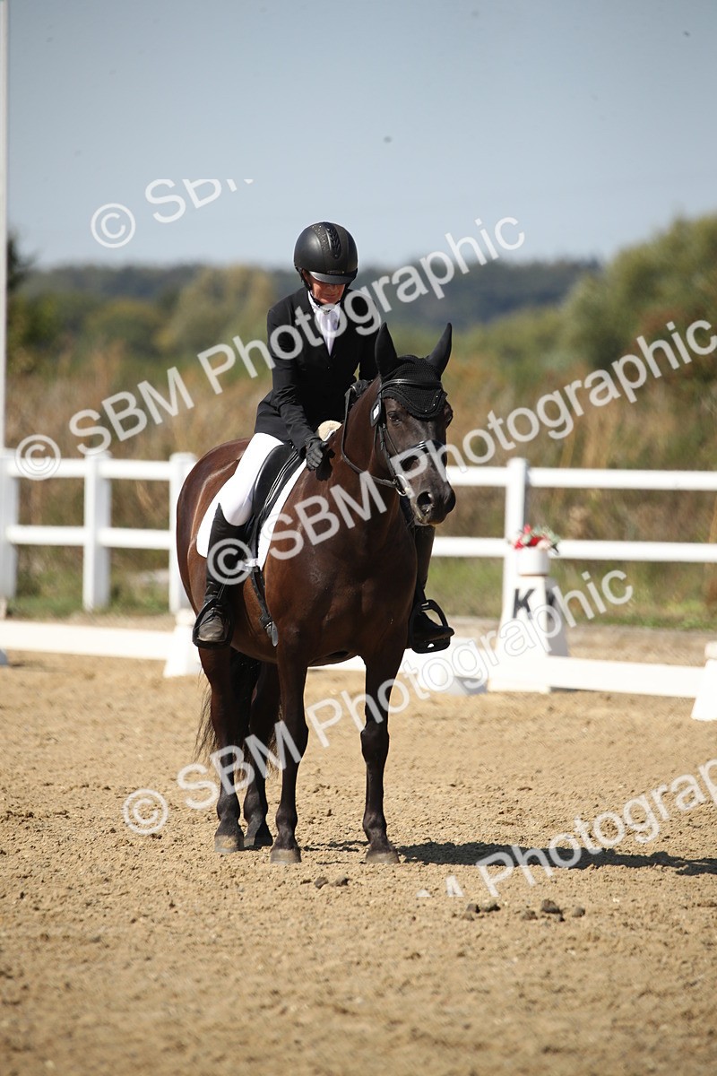 SBM_005750 - Class 11 - Novice 5 - 13.19-14.22