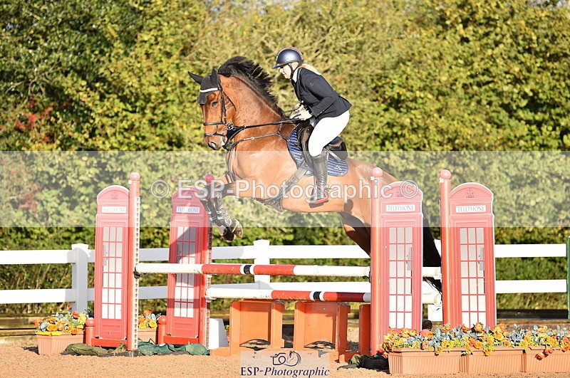 231014A-090504-03630 - Cls 12 British Novice & 90cm Open