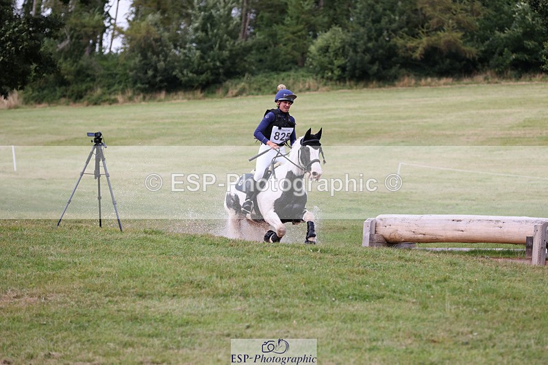 240825X-165918-37844 - 80cm XC 16.30 to 17.30