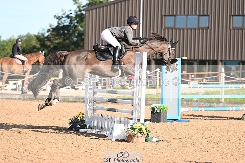 240913A-091509-03190 - Cls 13 Snr 1.05m & 1.10m Open