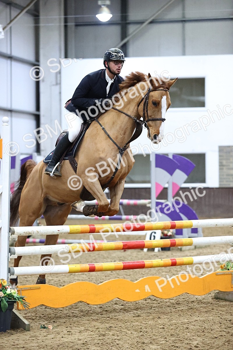 SBM_2242 - Class 8 - Nupafeed Supplements Senior Discovery/ 1m Open