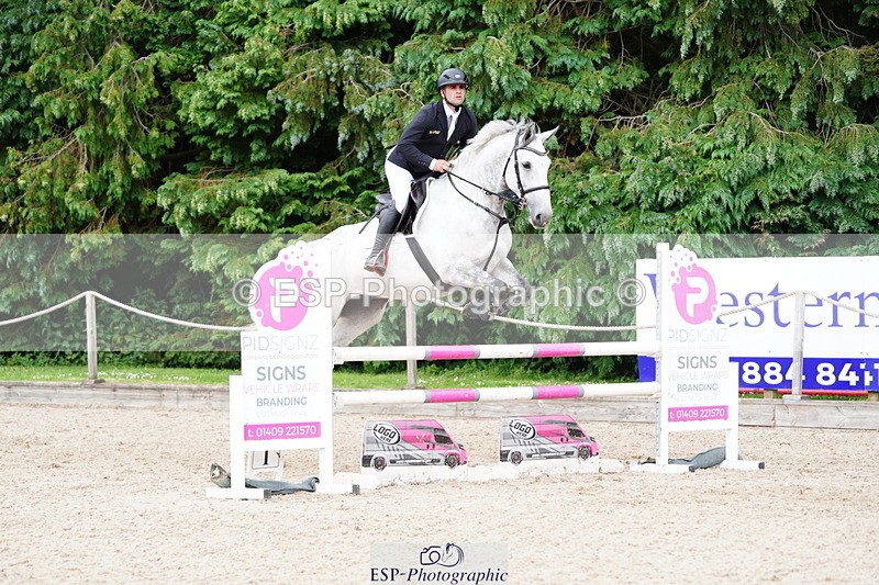 250613A-171538-04216 - Cls 14 1.05m Amateur Quali and Open