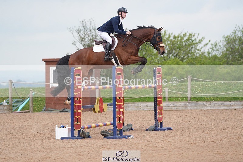 260508-094646-04706 - Cls 12 Snr Foxhunter