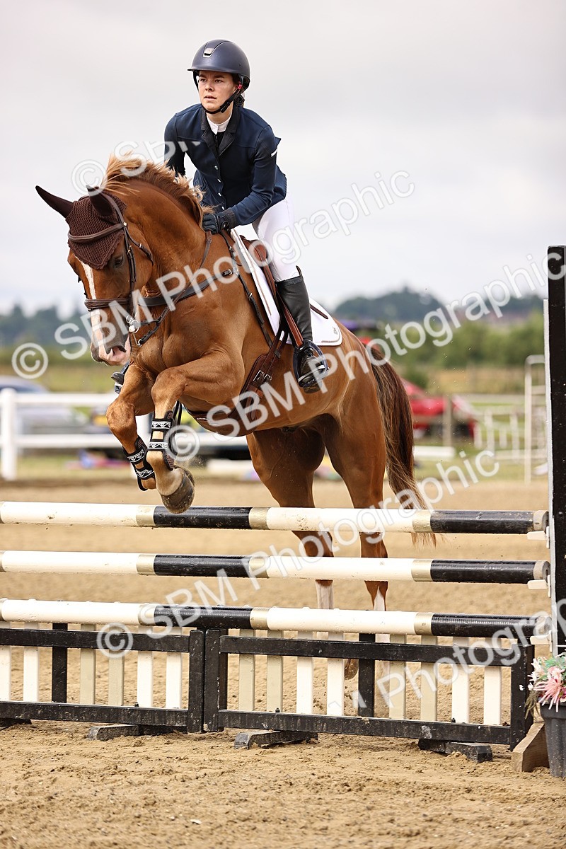 SBM_012650 - Class 13 - Senior British Novice - 90cm Open