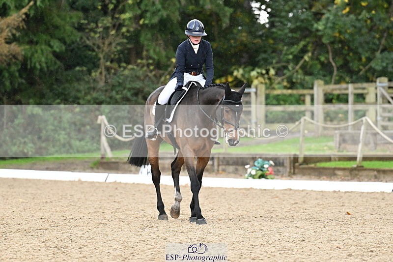 251023A-115851-02137 - B-140-Charlotte.Ward