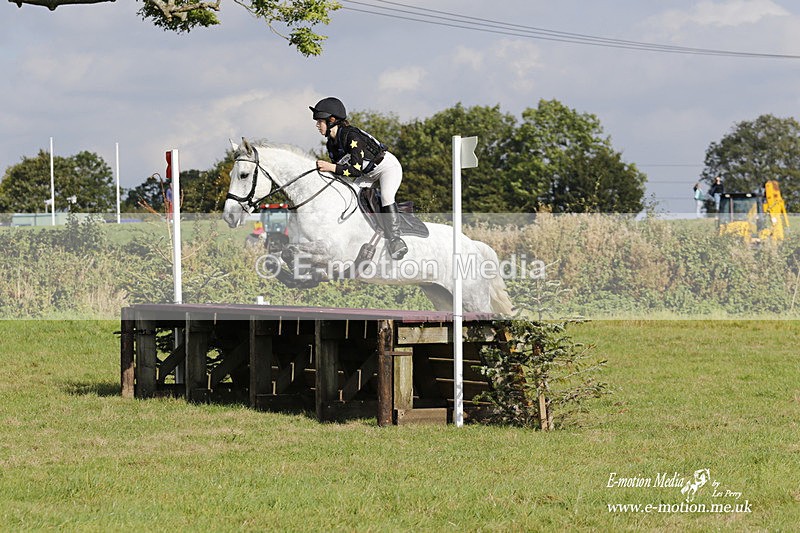  WWHT 171021 3204 - Intermediate (0.90m)  17/10/21