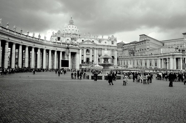 St. Peter's Piazza I - St. Peter's Basilica