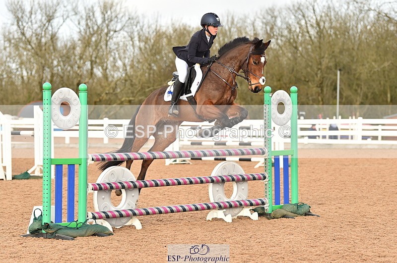 240210A-125720-01270 - Cls 9 Foxhunter & 1.10m Open